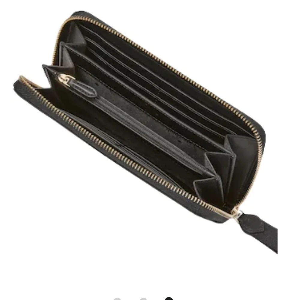 Kate Spade New York Chelsea Large Continental Wallet Black And Gold